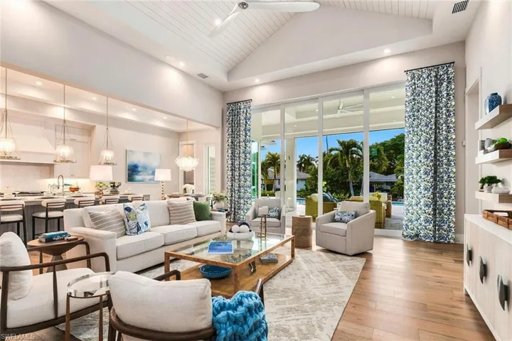 2150 Tarpon Rd, Naples, Florida 34102