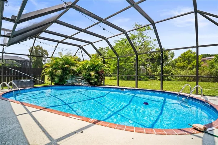 2001  Bahama  AVE, Fort Myers, FL 33905