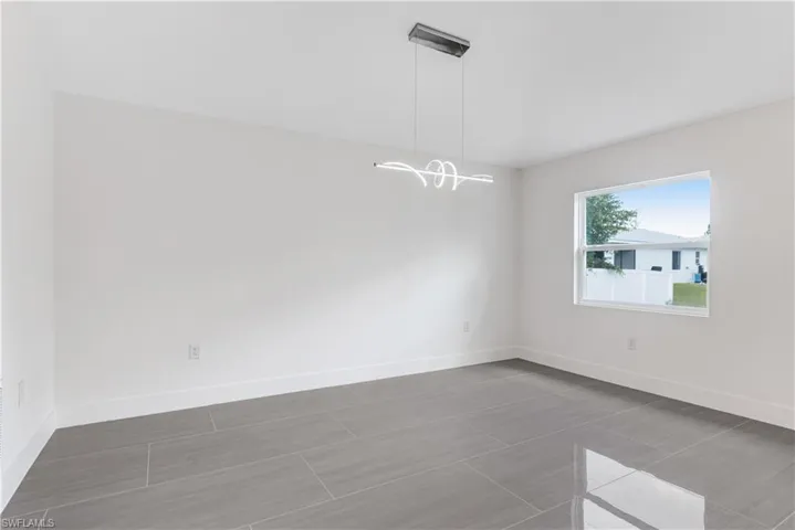 354 Hermosa Ave, Lehigh Acres, Florida 33974