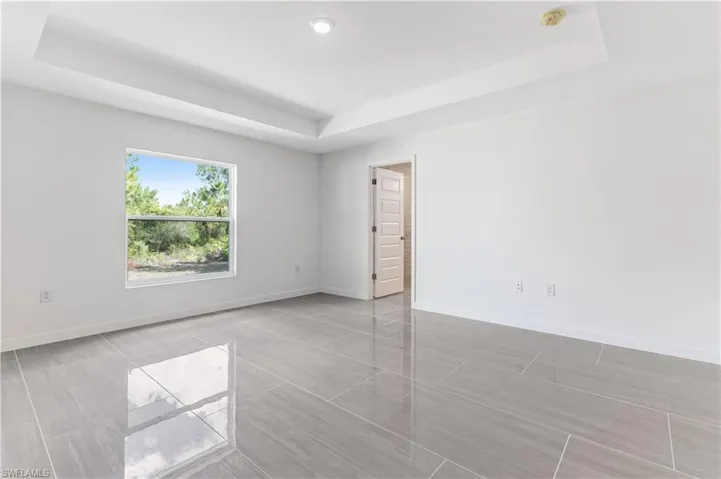 354 Hermosa Ave, Lehigh Acres, Florida 33974