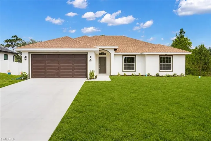 354 Hermosa Ave, Lehigh Acres, Florida 33974