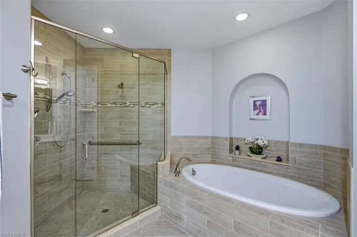 4711 Via Del Corso Ln 102, Bonita Springs, Florida 34134