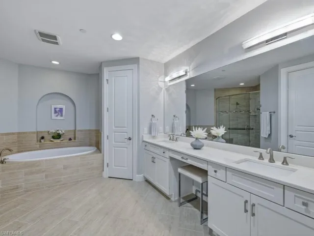 4711  Via Del Corso  LN, Bonita Springs, FL 34134