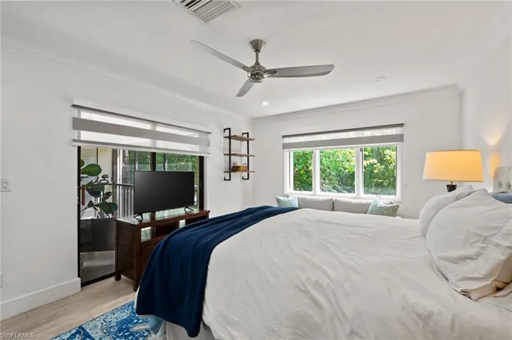 1656 Spoonbill Ln B, Naples, Florida 34105