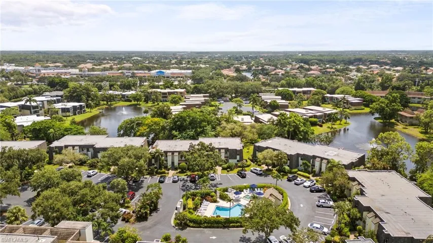 1656 Spoonbill Ln B, Naples, Florida 34105