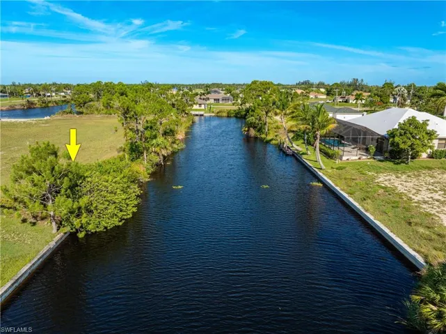 Drone / aerial view of a large body of water