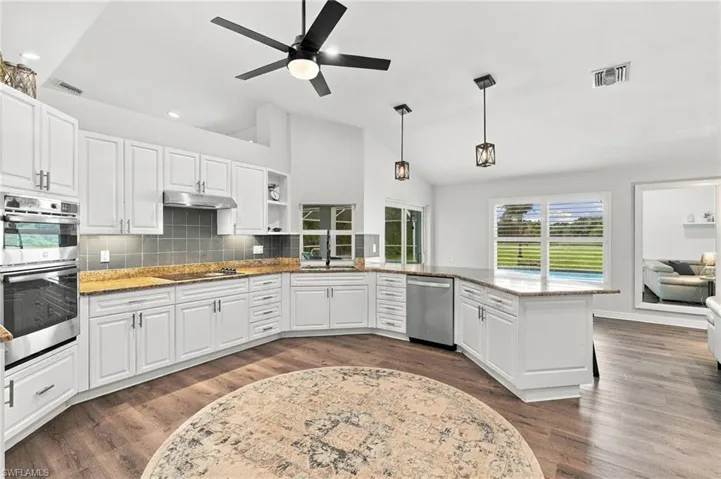 Big spacious kitchen