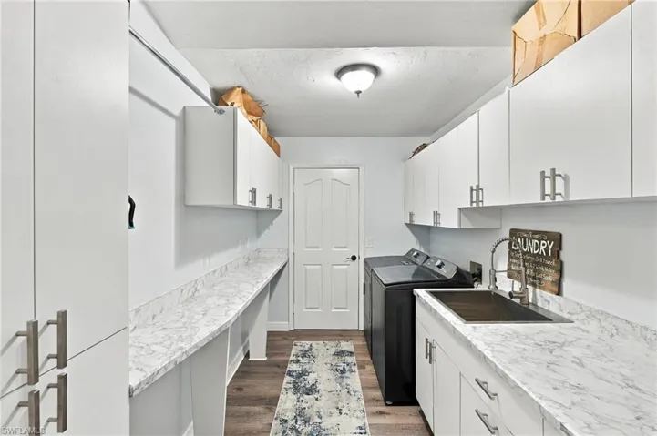 Laundry Room with Sink & storage cabinets