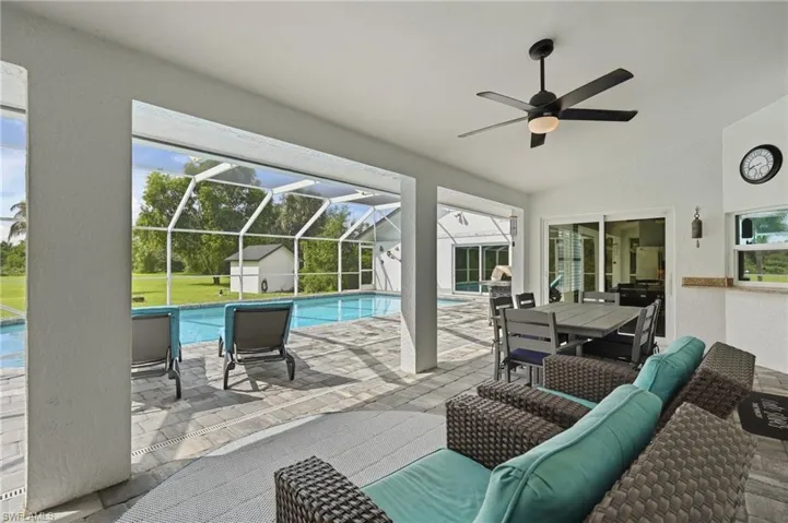 260 20th Ave Ne, Naples, Florida 34120
