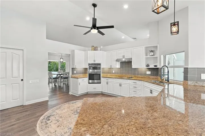 260 20th Ave Ne, Naples, Florida 34120