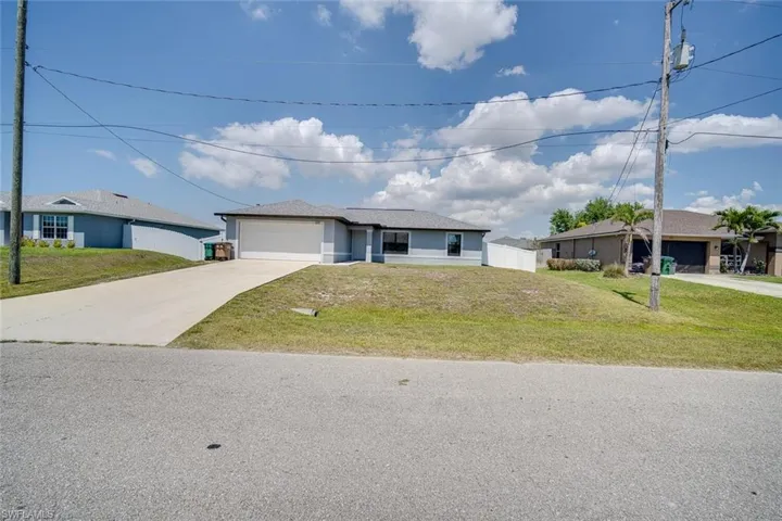325 NW 10th  TER, Cape Coral, FL 33993