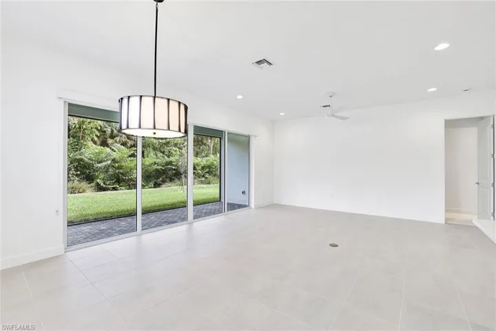 12444 Violet Ln, Naples, Florida 34120