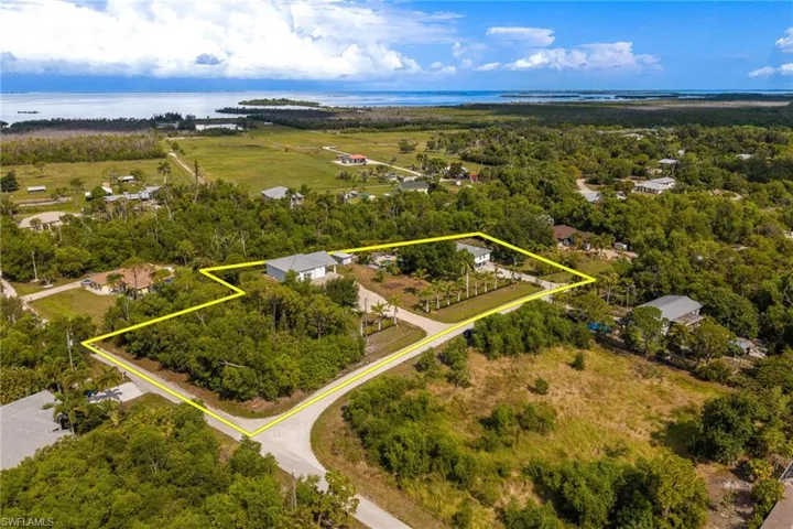 8787 Kodiak Ct, St. James City, Florida 33956