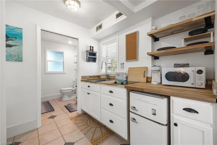8787 Kodiak Ct, St. James City, Florida 33956