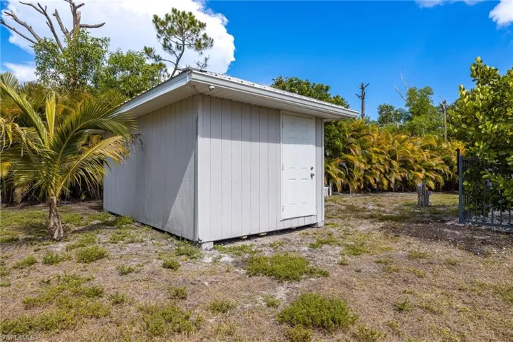 8787 Kodiak Ct, St. James City, Florida 33956