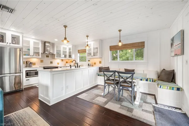 8787 Kodiak Ct, St. James City, Florida 33956