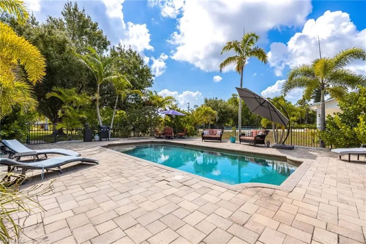8787 Kodiak Ct, St. James City, Florida 33956
