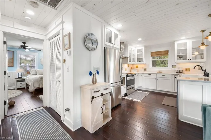 8787 Kodiak Ct, St. James City, Florida 33956