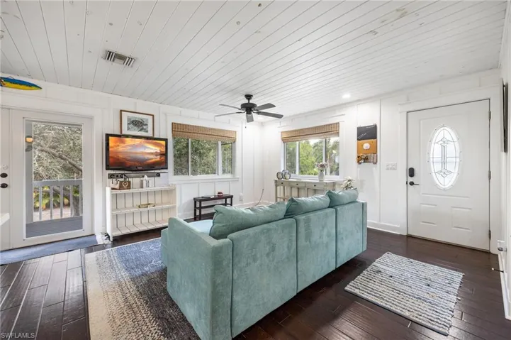 8787 Kodiak Ct, St. James City, Florida 33956