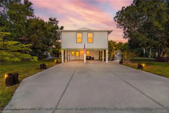 8787 Kodiak Ct, St. James City, Florida 33956