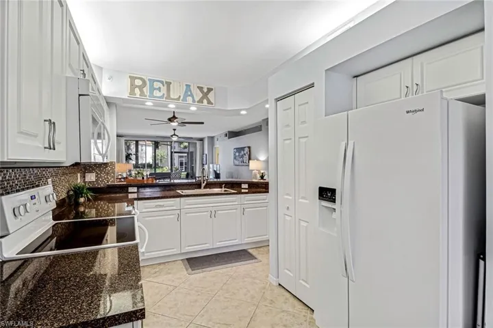 2585 Old Groves Rd # 102, Naples Fl 34109