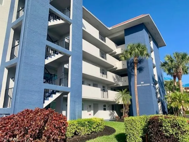 190 Pebble Beach Blvd 504, Naples, Florida 34113