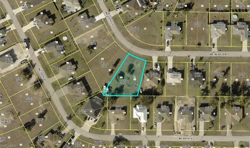 Aerial map of property and surrounding area