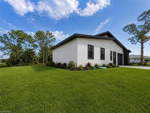 703  Long Island E ST, Lehigh Acres, FL 33974