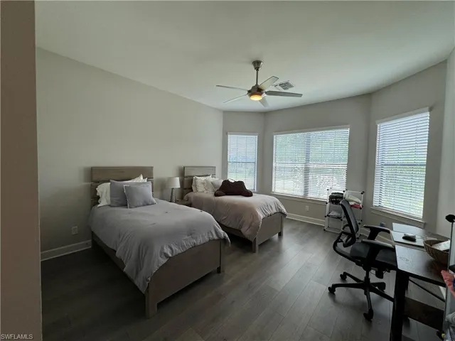 9408  Rapallo  ST, Naples, FL 34119
