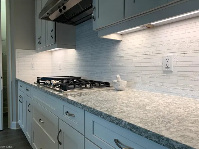 9408  Rapallo  ST, Naples, FL 34119