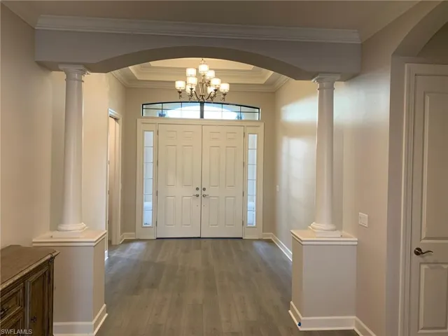9408  Rapallo  ST, Naples, FL 34119
