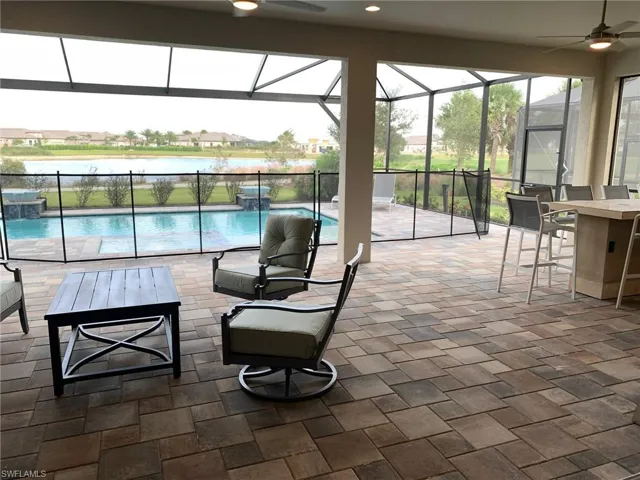 9408  Rapallo  ST, Naples, FL 34119