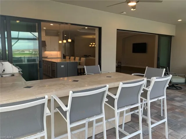 9408  Rapallo  ST, Naples, FL 34119
