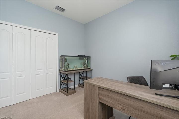 Bedroom 2 great for office