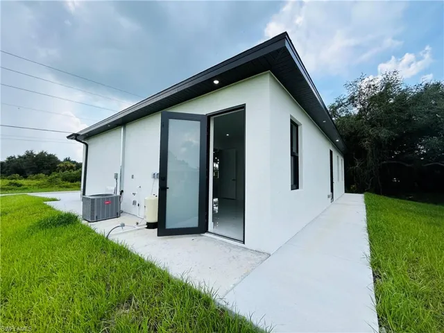 3705 E 15th St, Lehigh Acres, Florida 33972