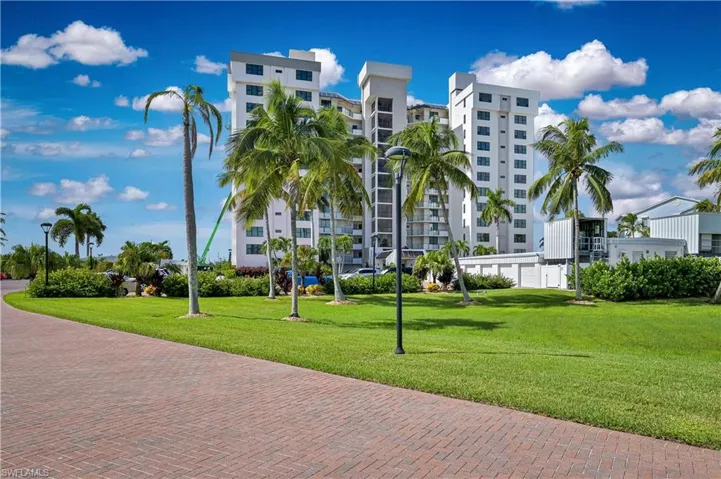 18120 San Carlos Blvd 904, Fort Myers Beach, Florida 33931