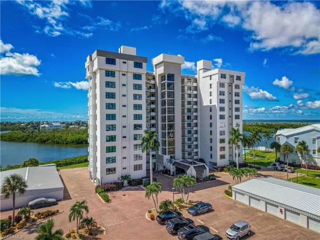 18120 San Carlos Blvd 904, Fort Myers Beach, Florida 33931