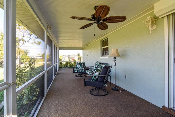 2015 SE 16th ST, CAPE CORAL FL 33990