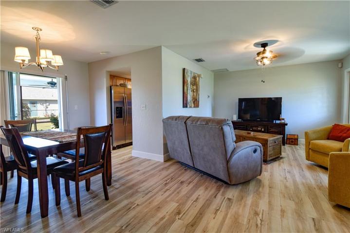 2015 SE 16th ST, CAPE CORAL FL 33990