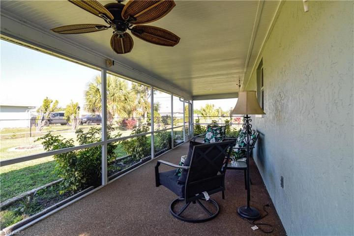 2015 SE 16th ST, CAPE CORAL FL 33990