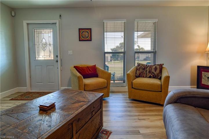 2015 SE 16th ST, CAPE CORAL FL 33990