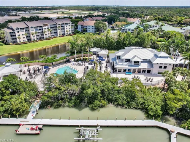 360 Horse Creek Dr # 305, Naples Fl 34110