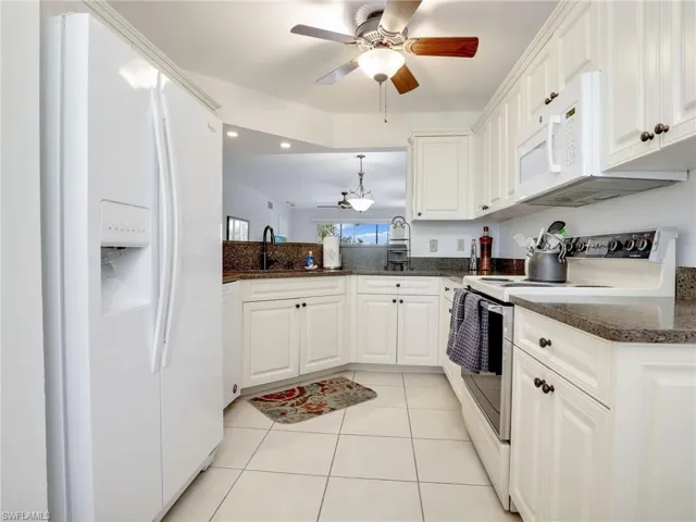 360 Horse Creek Dr # 305, Naples Fl 34110