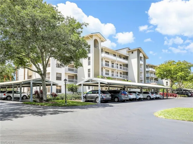 360 Horse Creek Dr # 305, Naples Fl 34110