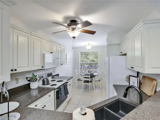 360 Horse Creek Dr # 305, Naples Fl 34110
