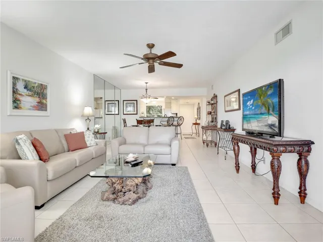 360 Horse Creek Dr # 305, Naples Fl 34110