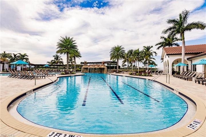 Community pool