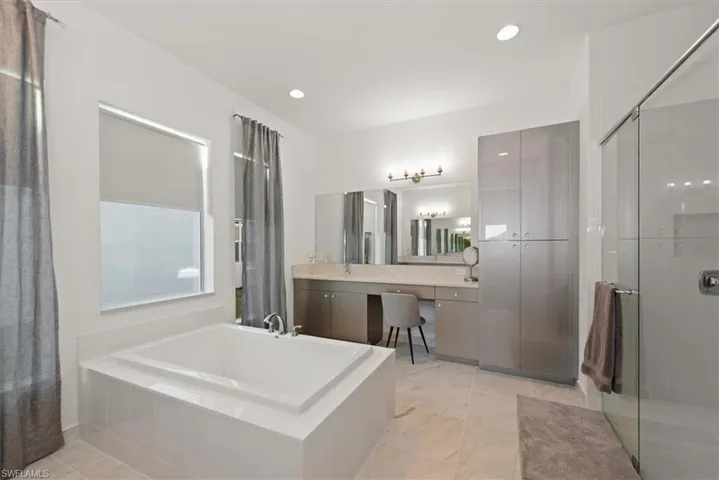 12044 Oleander Ave, Naples, Florida 34120