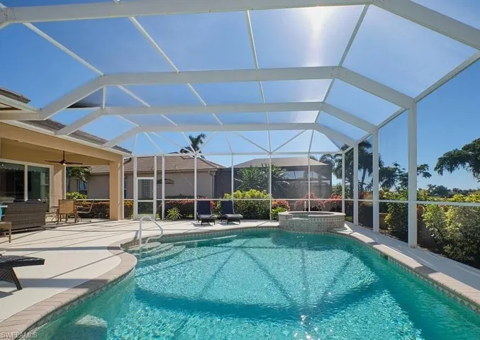 16320 Willowcrest Way, Fort Myers, Florida 33908