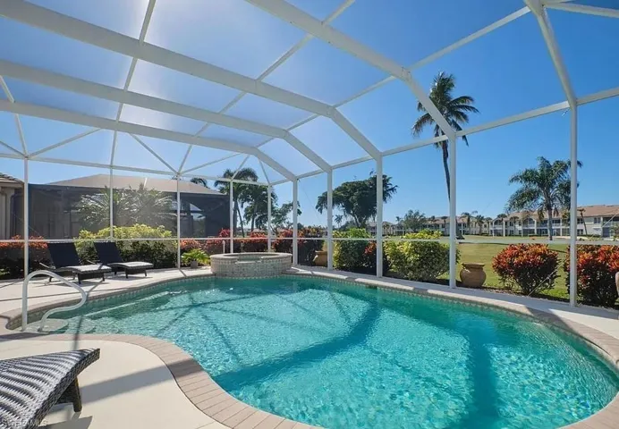 16320 Willowcrest Way, Fort Myers, Florida 33908